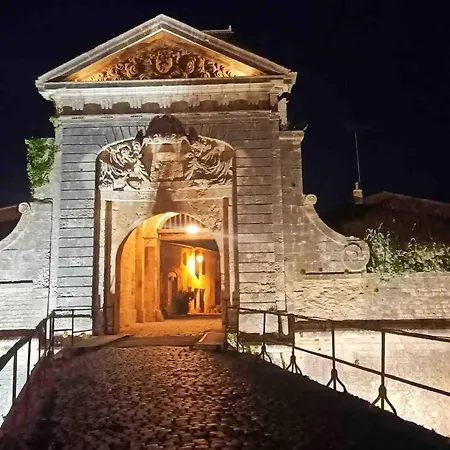 Au Coeur De St Martin : Les Grenettes *