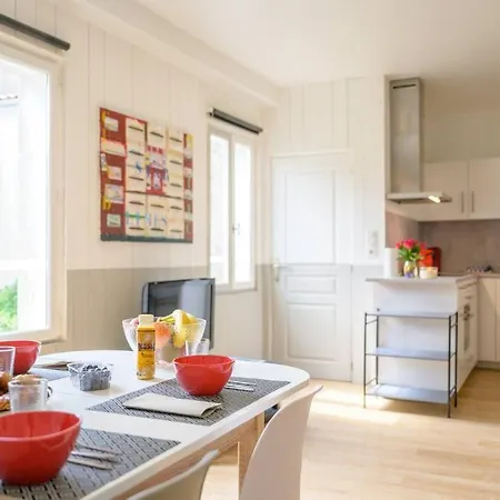 Au Coeur De St Martin : Les Grenettes *